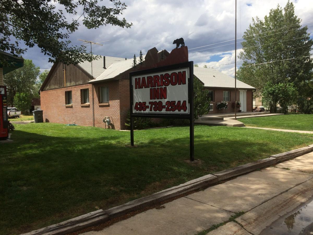 Harrison Inn Duchesne Экстерьер фото